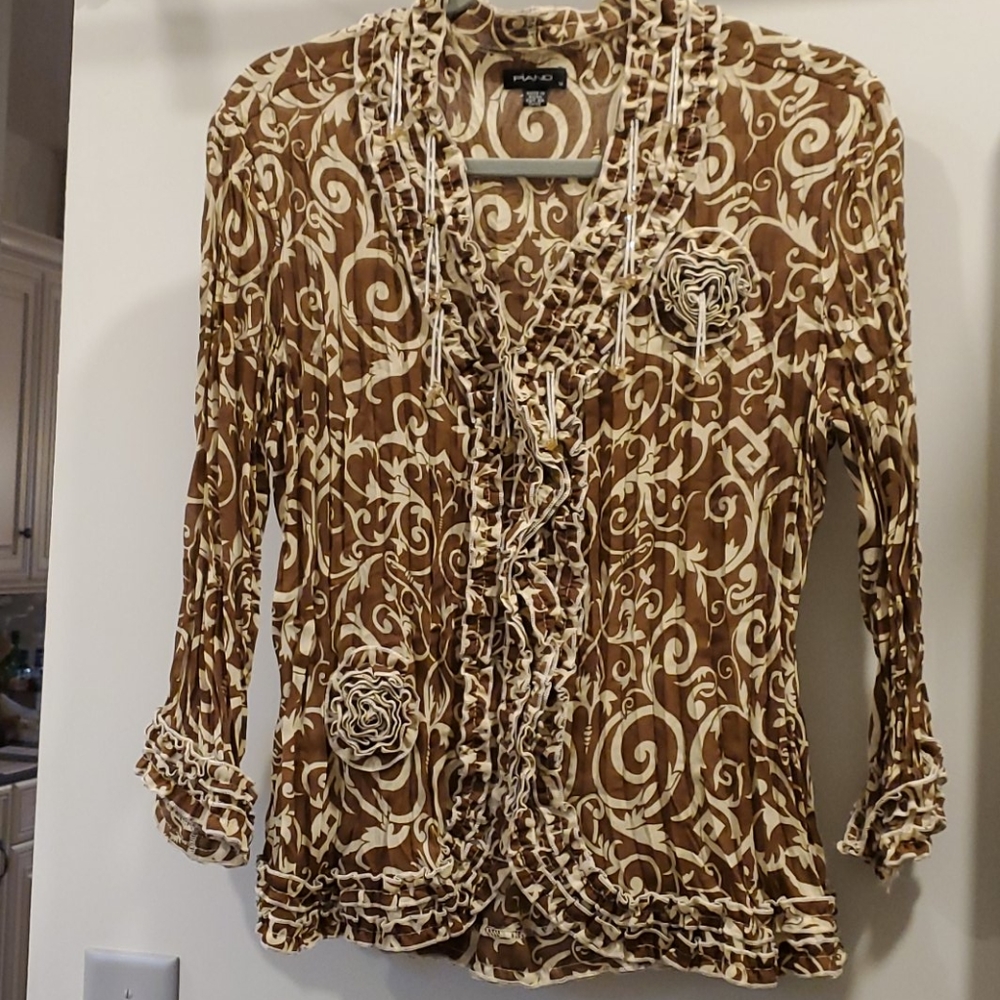 Beautiful rosettes and ruffled detailed blouse
